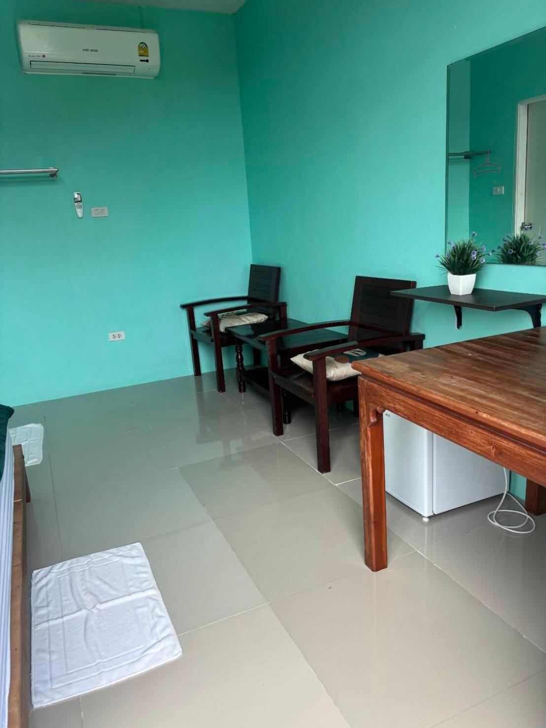 Hotel Rung Phangan Baan Tai Esterno foto
